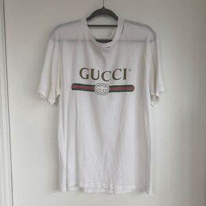 Gucci Vintage Logo T-Shirt